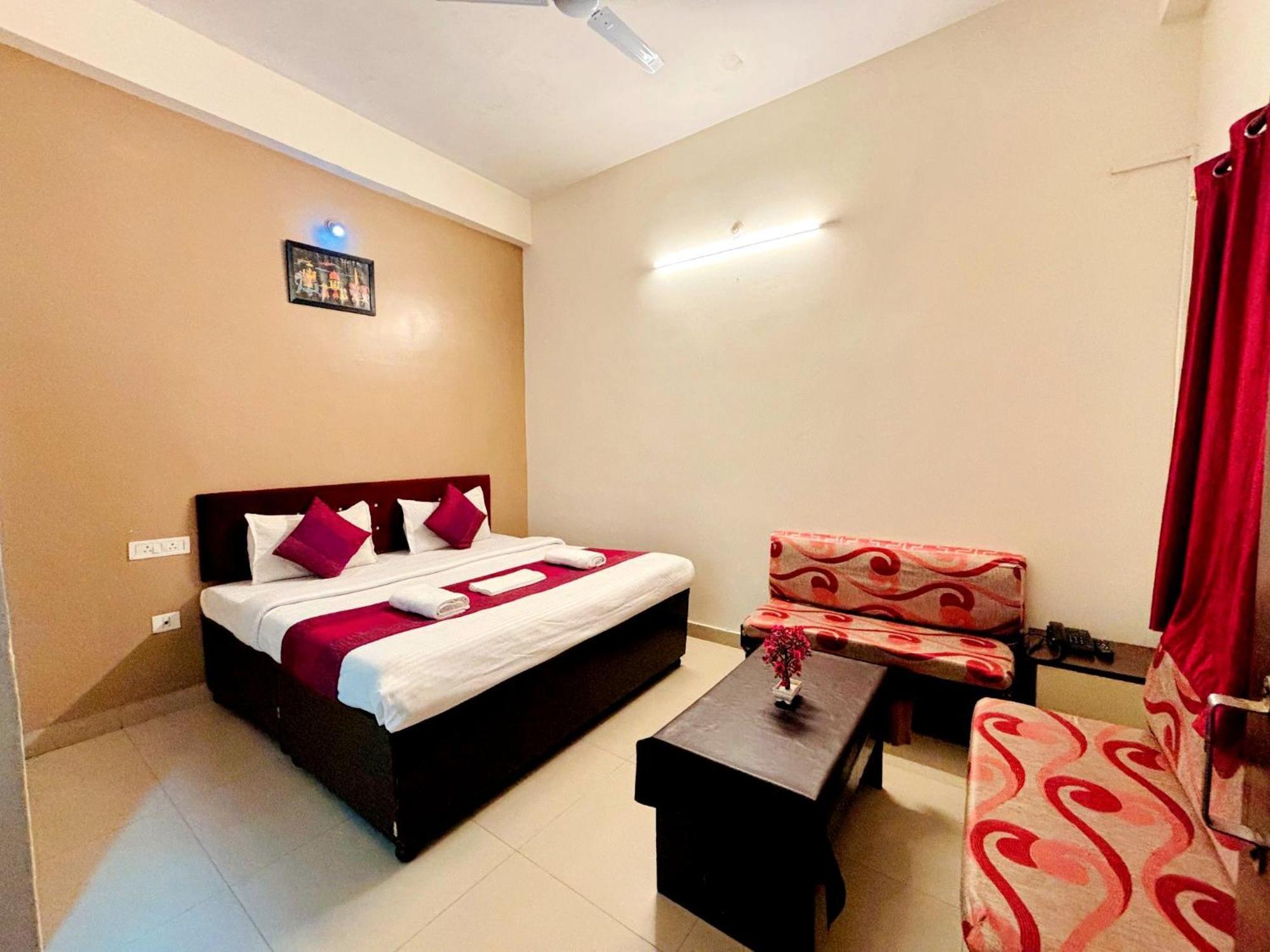 Hotel Sunrise Inn Кота Екстер'єр фото