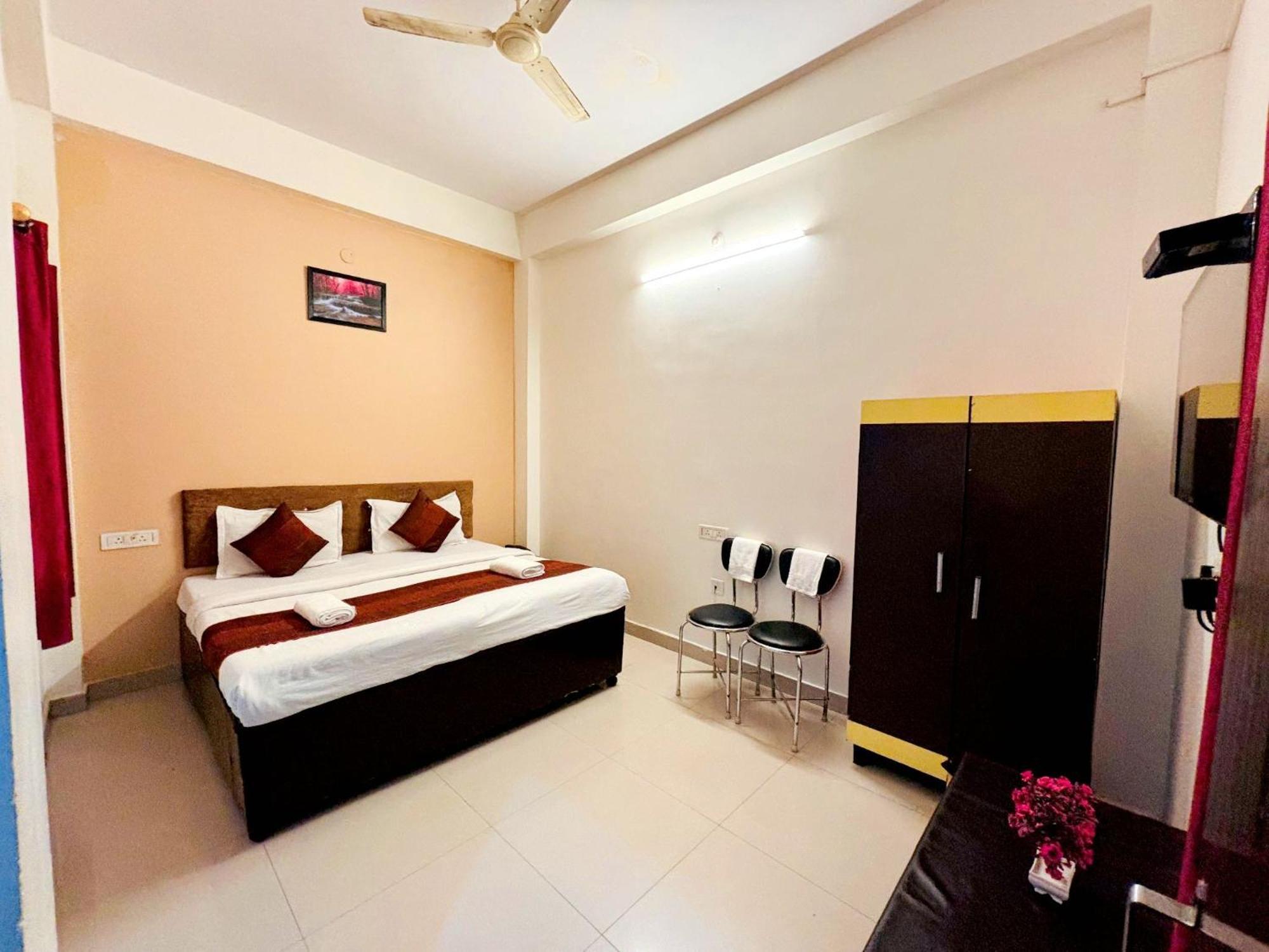 Hotel Sunrise Inn Кота Екстер'єр фото